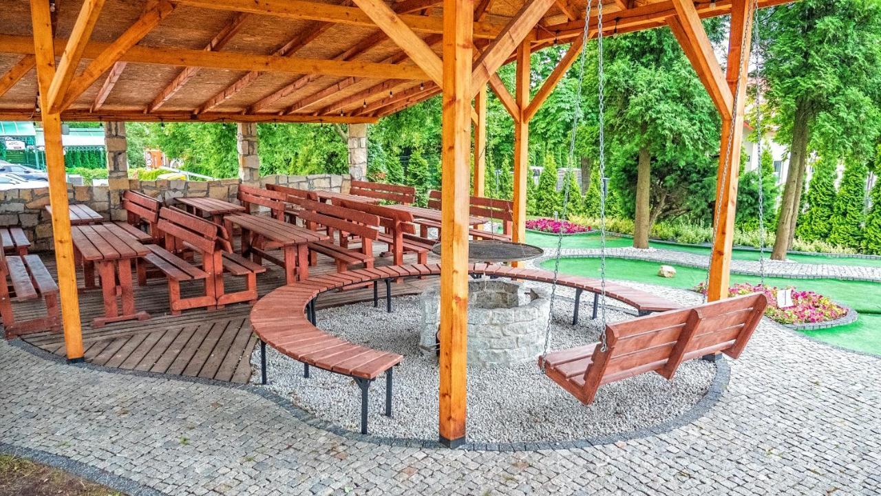Hotel Senator Konferencje & Spa Starachowice Dış mekan fotoğraf