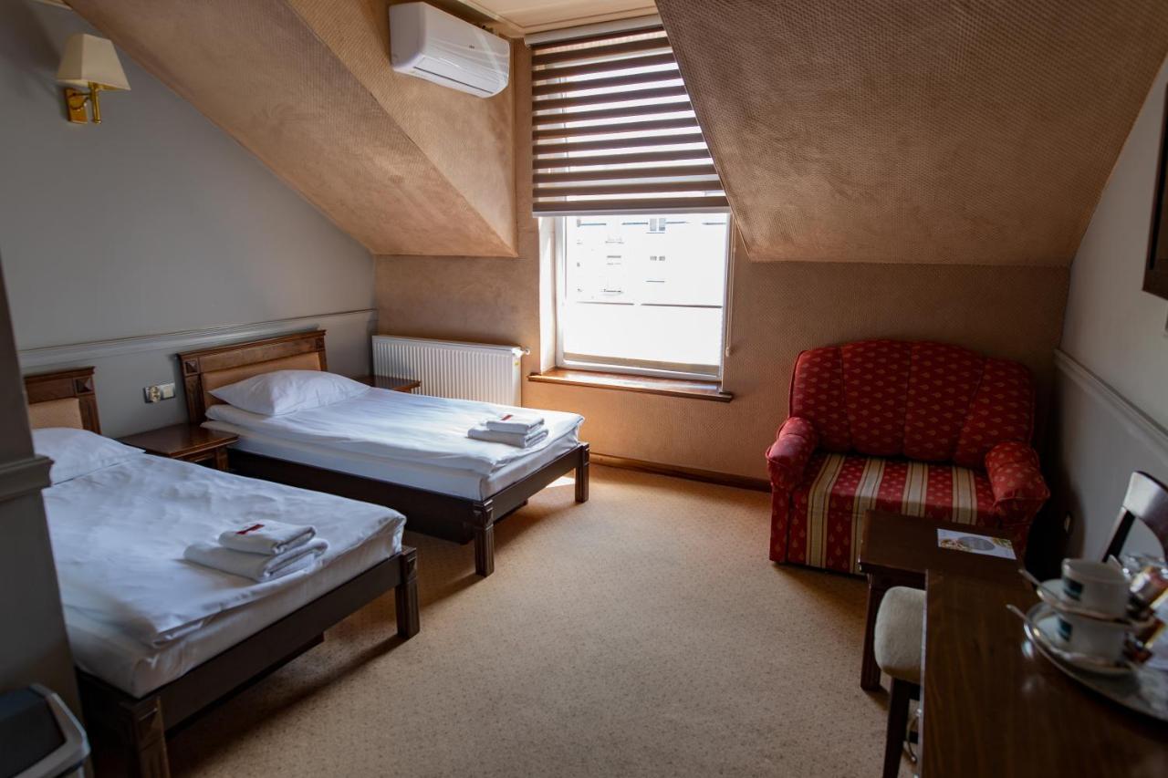Hotel Senator Konferencje & Spa Starachowice Dış mekan fotoğraf