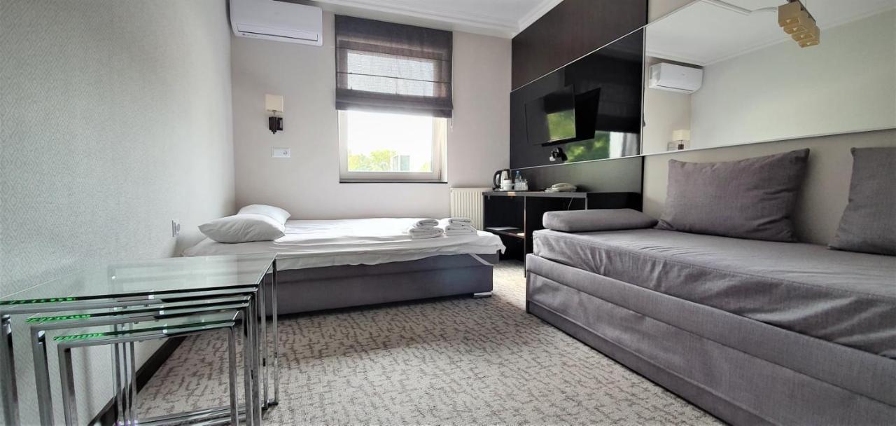Hotel Senator Konferencje & Spa Starachowice Dış mekan fotoğraf