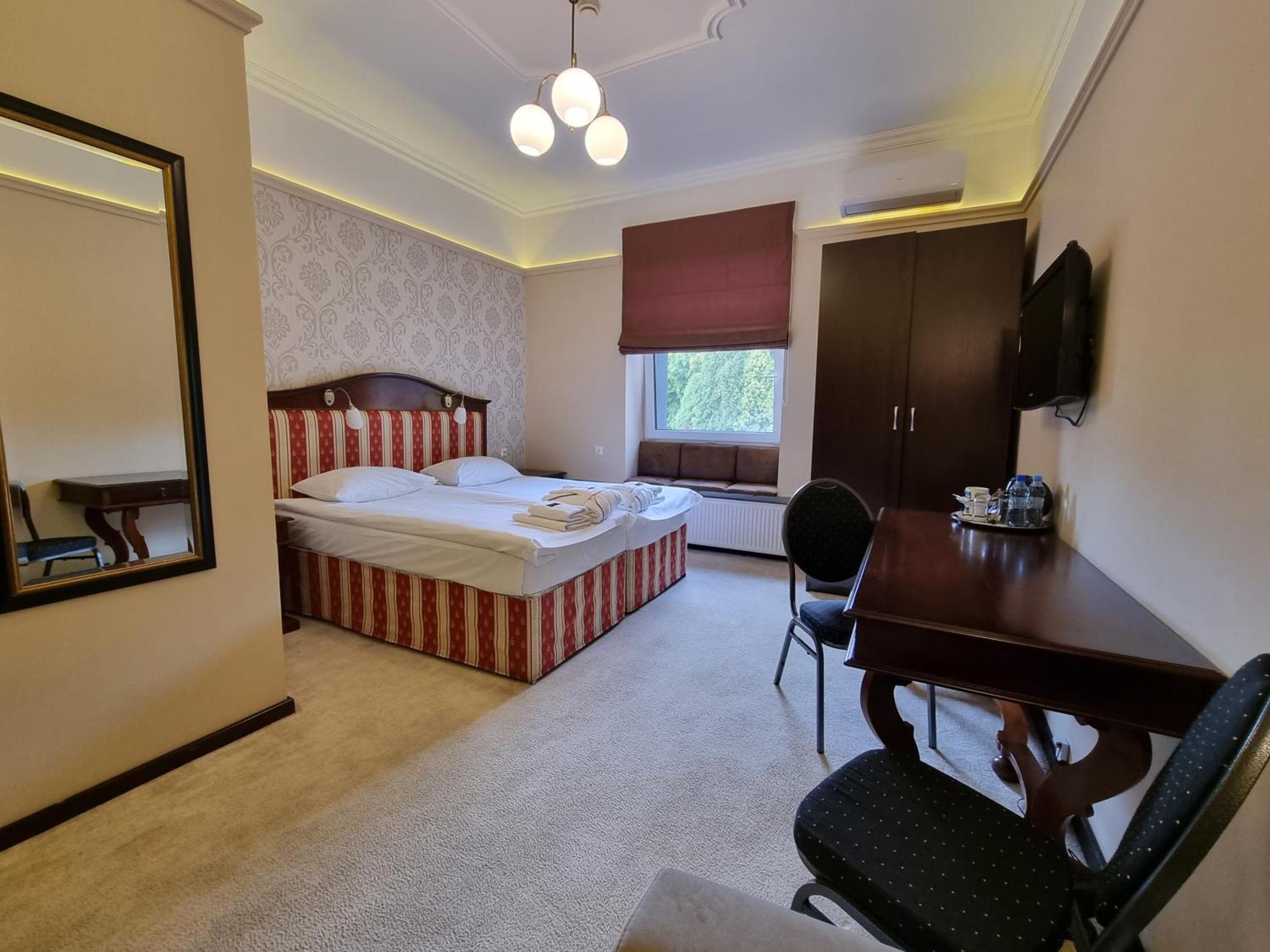 Hotel Senator Konferencje & Spa Starachowice Dış mekan fotoğraf