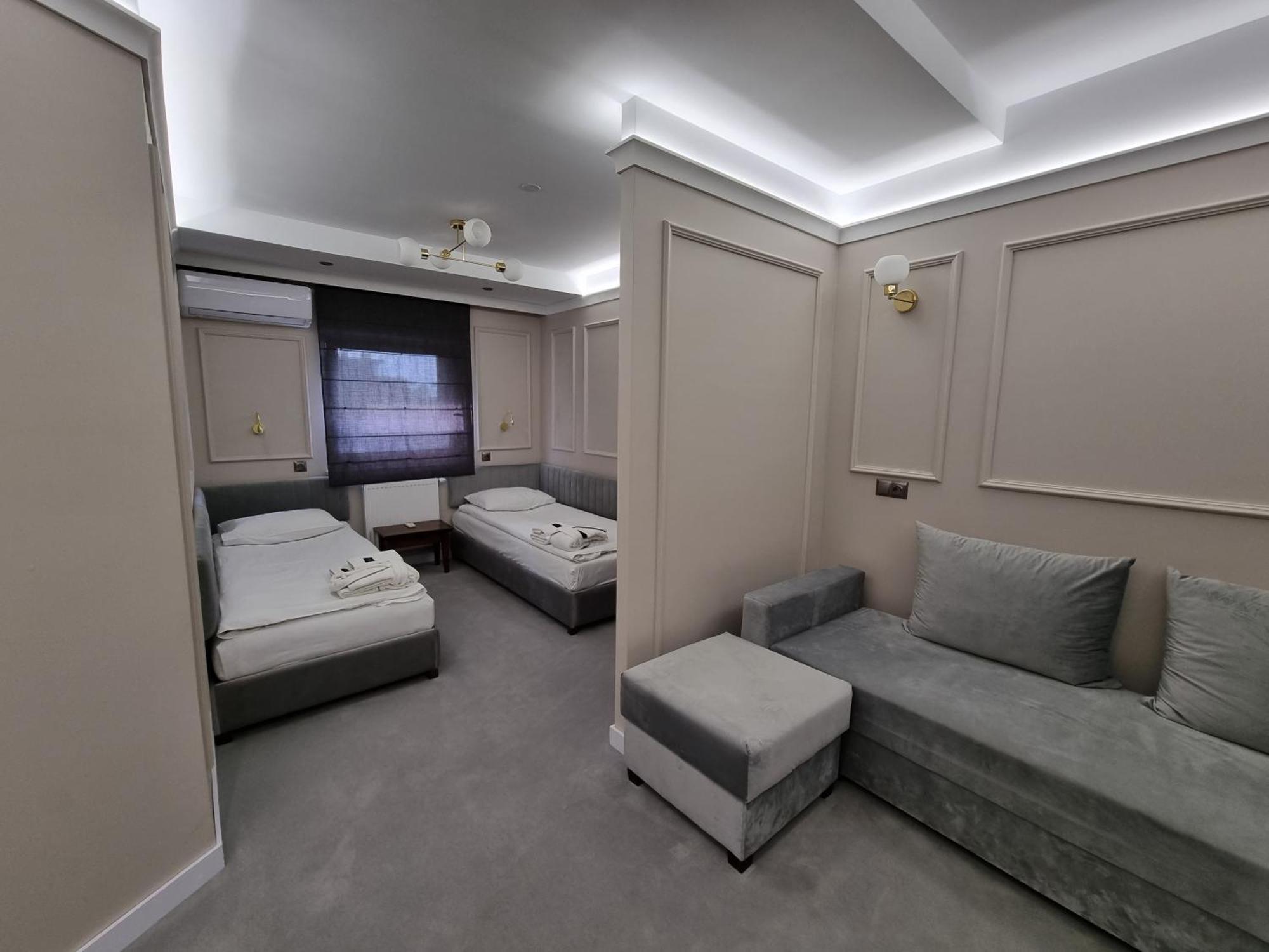 Hotel Senator Konferencje & Spa Starachowice Dış mekan fotoğraf