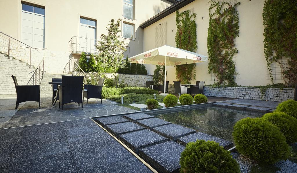Hotel Senator Konferencje & Spa Starachowice Dış mekan fotoğraf