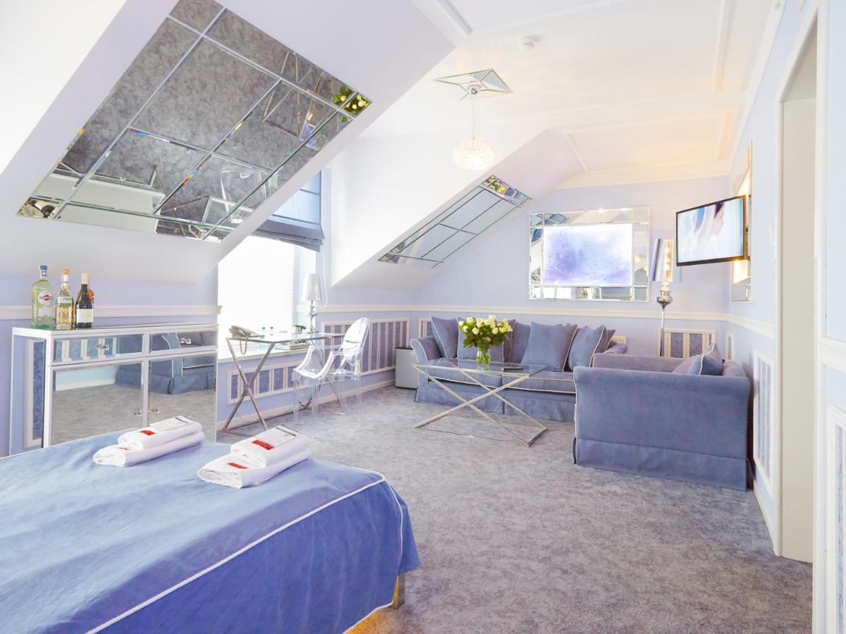 Hotel Senator Konferencje & Spa Starachowice Dış mekan fotoğraf
